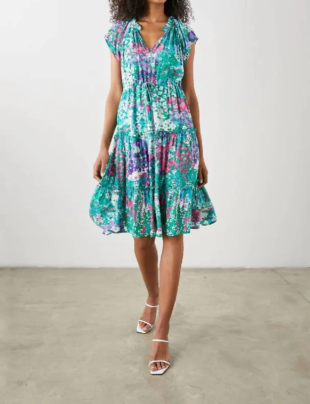 Modern Women's Attire Juni Dress In Gardenia Floral
